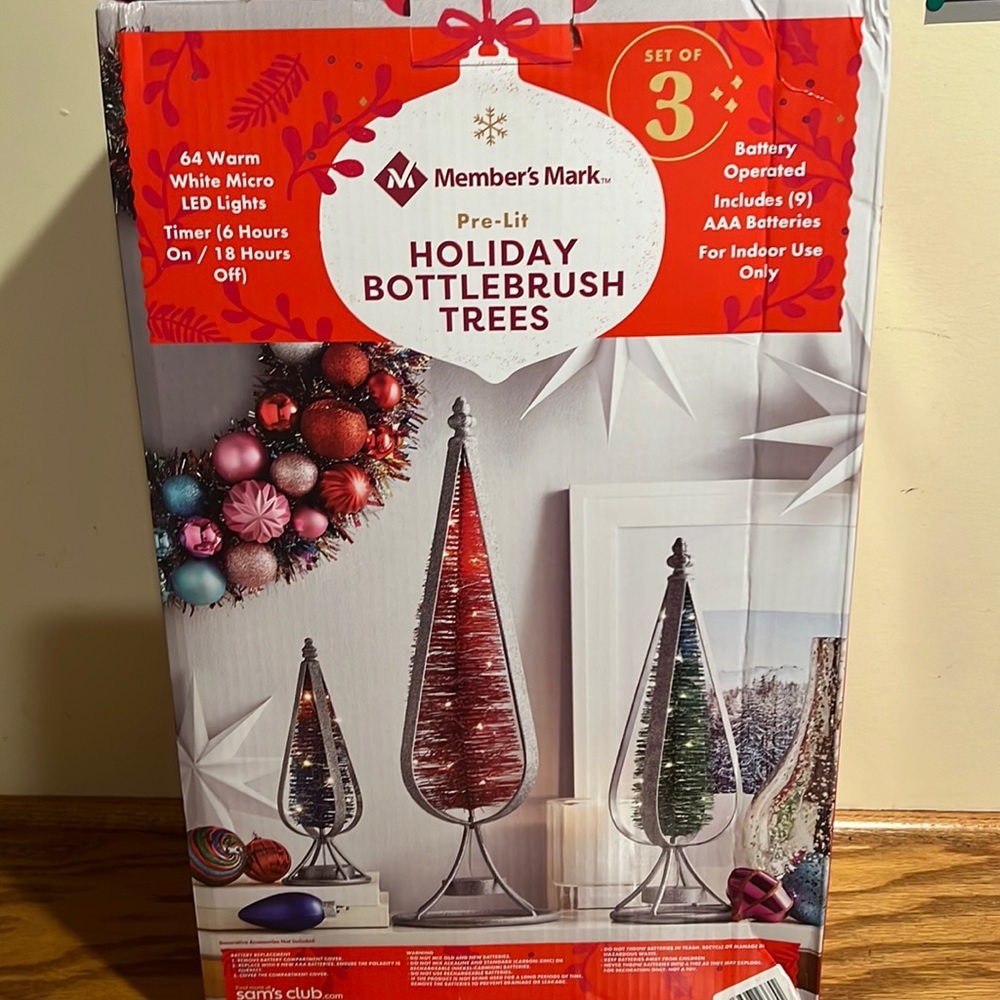 Gorgeous Pre-Lit Holiday Bottlebrush Trees 🌲